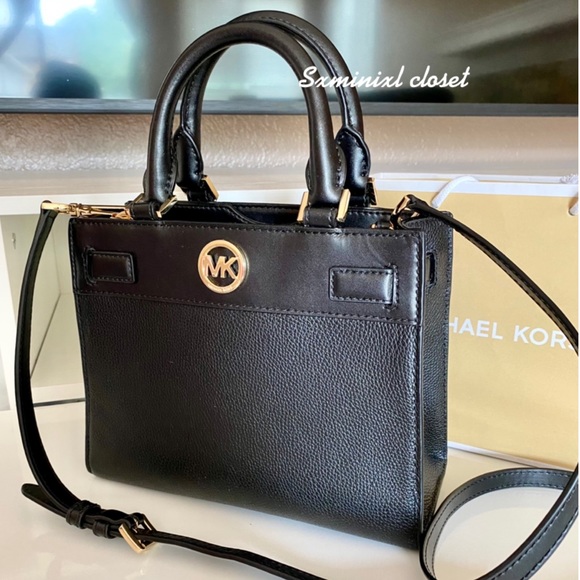 Michael Kors Handbags - 👜NEW - MK bag👜Michael kors satchel bag/crossbody bag/shoulder bag/leather